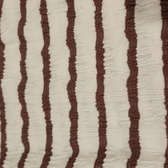 Women's Striped Shirt - Size Medium - Picture 3 of 3